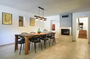 Dapur atau dapur kecil di Rustic villa LENI