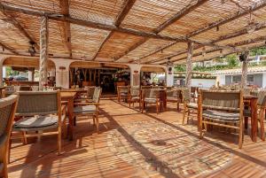 Restoranas ar kita vieta pavalgyti apgyvendinimo įstaigoje Flores Garden - Aqua Property G - Черноморец