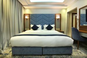 Afbeelding uit fotogalerij van لاريتشي جدة للشقق المخدومة in Jeddah