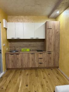 Η κουζίνα ή μικρή κουζίνα στο Lux Apartment Oasis