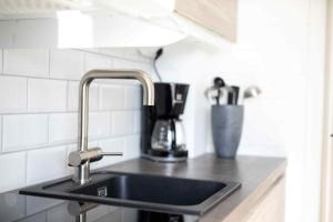 Köök või kööginurk majutusasutuses Kosterbaden