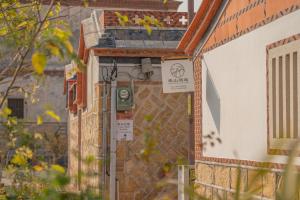 Budova, kde se bed and breakfast nachází