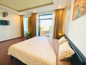 Postel nebo postele na pokoji v ubytování Laoxao Lakeview Homestay
