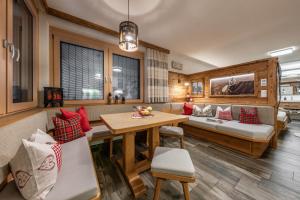 A seating area at Apartment-Schöser