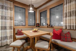 A seating area at Apartment-Schöser