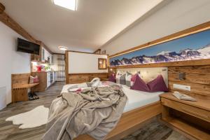 A bed or beds in a room at Apartment-Schöser