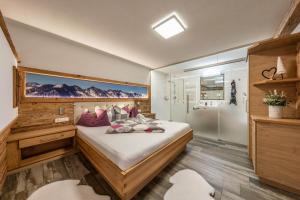 A bed or beds in a room at Apartment-Schöser