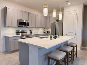 Kuchyň nebo kuchyňský kout v ubytování Casa Guaria Morada - Orlando