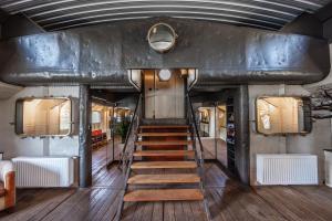 Fotografie z fotogalerie ubytování Tabor 67 Luxury Houseboat v destinaci Ittre