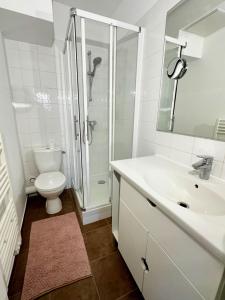 Et badeværelse på Refuge familial Disney&Paris