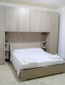 Ένα ή περισσότερα κρεβάτια σε δωμάτιο στο Alloggio sulla Via Verde Costa dei Trabocchi