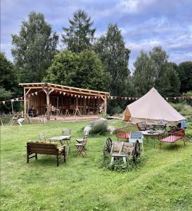 Zahrada ubytování Borkhult Lapphem + 9 fotografií