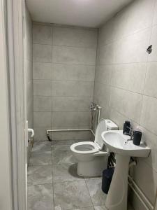 Bathroom sa Villa Troi Rugovë Pejë