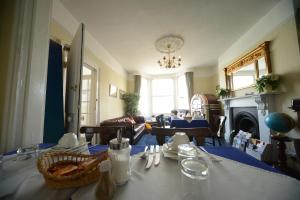 Gallery image of Marine View in Brighton & Hove