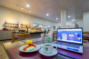 Kuchyň nebo kuchyňský kout v ubytování Hotel Dan Inn Barretos by Nacional Inn