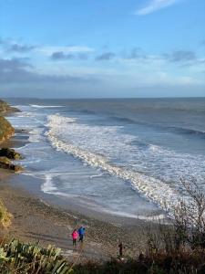 Billede fra billedgalleriet på Ballymoney, Wexford - 3 bed beach house with private beach access i Ballymoney Cross Roads