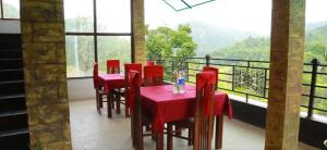 Εστιατόριο ή άλλο μέρος για φαγητό στο The Papa Resort Ambuluwawa