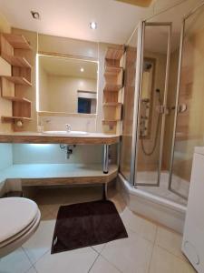 Ванная комната в Apartament pod Basztą