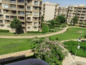 Zahrada ubytování Madinty amazing view 2 rooms fully air-conditioned apartment at Madinty city for families only مدينتي