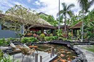Zahrada ubytování Tonys Villas & Resort Seminyak - Bali + 20 fotografií