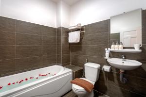 Koupelna v ubytování BIDV Central Da Lat Hotel