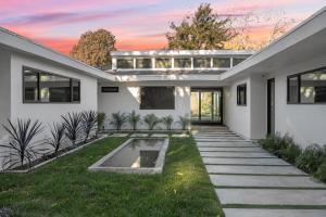 T7Alta mesa Luxt7 privacy with pool jacuzzi & more