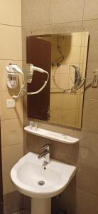 Et badeværelse på ريف الخرج 2 للشقق الفندقية