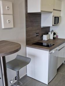Dapur atau dapur kecil di village naturiste appart sensuel +10 gambar