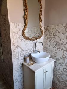 Foto sihtkohas Motta SantʼAnastasia asuva majutusasutuse VintageCo. Apartments galeriist