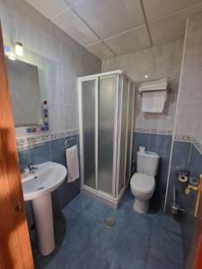 Ένα μπάνιο στο Hostal Talavera