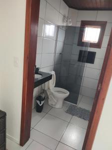 Ένα μπάνιο στο Hostel Pousada Casa da Praia