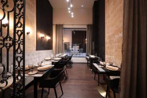 Reštaurácia alebo iné gastronomické zariadenie v ubytovaní Summum Boutique Hotel, member of Meliá Collection