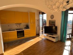 A kitchen or kitchenette at Giuse