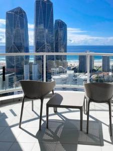 Gallery image of Surfers Paradise Ocean View 1Bed Hotel w Parking in Gold Coast