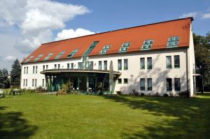 Garður fyrir utan Gästehaus Zabeltitz