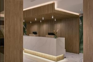 Hol lub recepcja w obiekcie Hotel Helios Costa Tropical