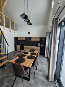 Nhà bếp/bếp nhỏ tại PauchHuts