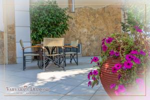 Gallery image of Varvaras Diamond Hotel in Platanes