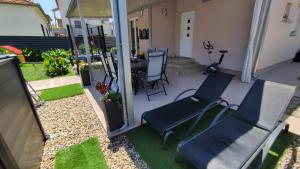 Patio alebo iná vonkajšia časť ubytovania Holiday home Anima Mea, Zadar