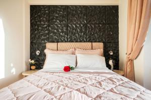 Posteľ alebo postele v izbe v ubytovaní Artistic Villa Luxury