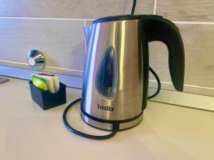 Utensilios para hacer té y café en Ca GIOgió