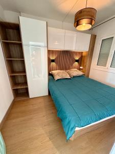 Postel nebo postele na pokoji v ubytování Magnifique appartement en front de mer, Caneylles
