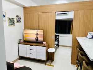 TV a/nebo společenská místnost v ubytování Makati Staycation by Marco - SMDC Lush