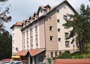 Budova, v ktorej sa hostel nachádza