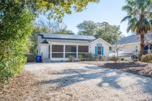 Το κτήριο όπου στεγάζεται  η παραθεριστική κατοικία