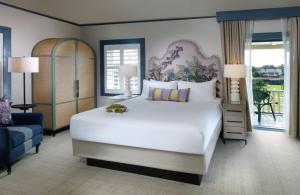 Tempat tidur dalam kamar di Jekyll Island Club Resort