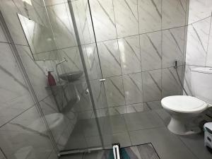 Village Hostel的一间浴室