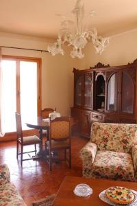Χώρος καθιστικού στο House in Caramagna