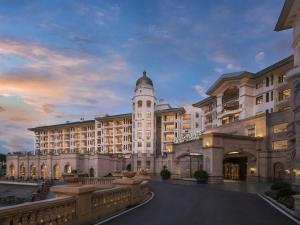 una representación del exterior de un hotel en Four Points by Sheraton Yangjiang City Center, en Yangjiang