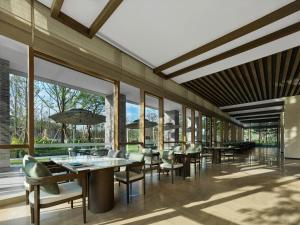 Restaurace v ubytování Banyan Tree Dongguan Songshan Lake